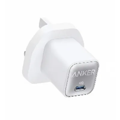 شاحن Anker مدمج 25W موديل B2656K21 باللون الأبيض، مع كابل USB-C مرفق.
