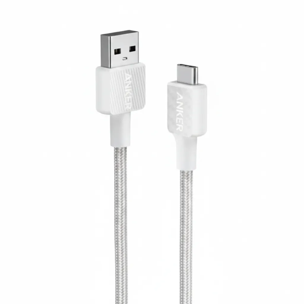 كيبل Anker 322 مجدول USB-A إلى USB-C باللون الأبيض، بطول 6ft، للشحن ونقل البيانات.