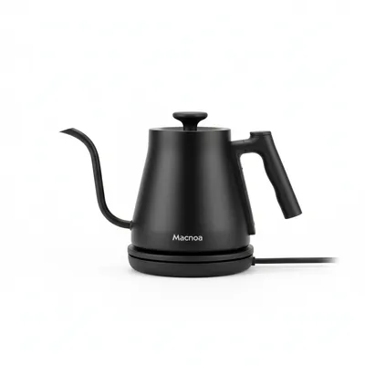 غلاية Macnoa MacSpout Kettle MP-24SPKT-BK سوداء برقبة الإوزة، تحكم دقيق في الصب، أبعاد 32.5 × 22 × 17.5 cm.