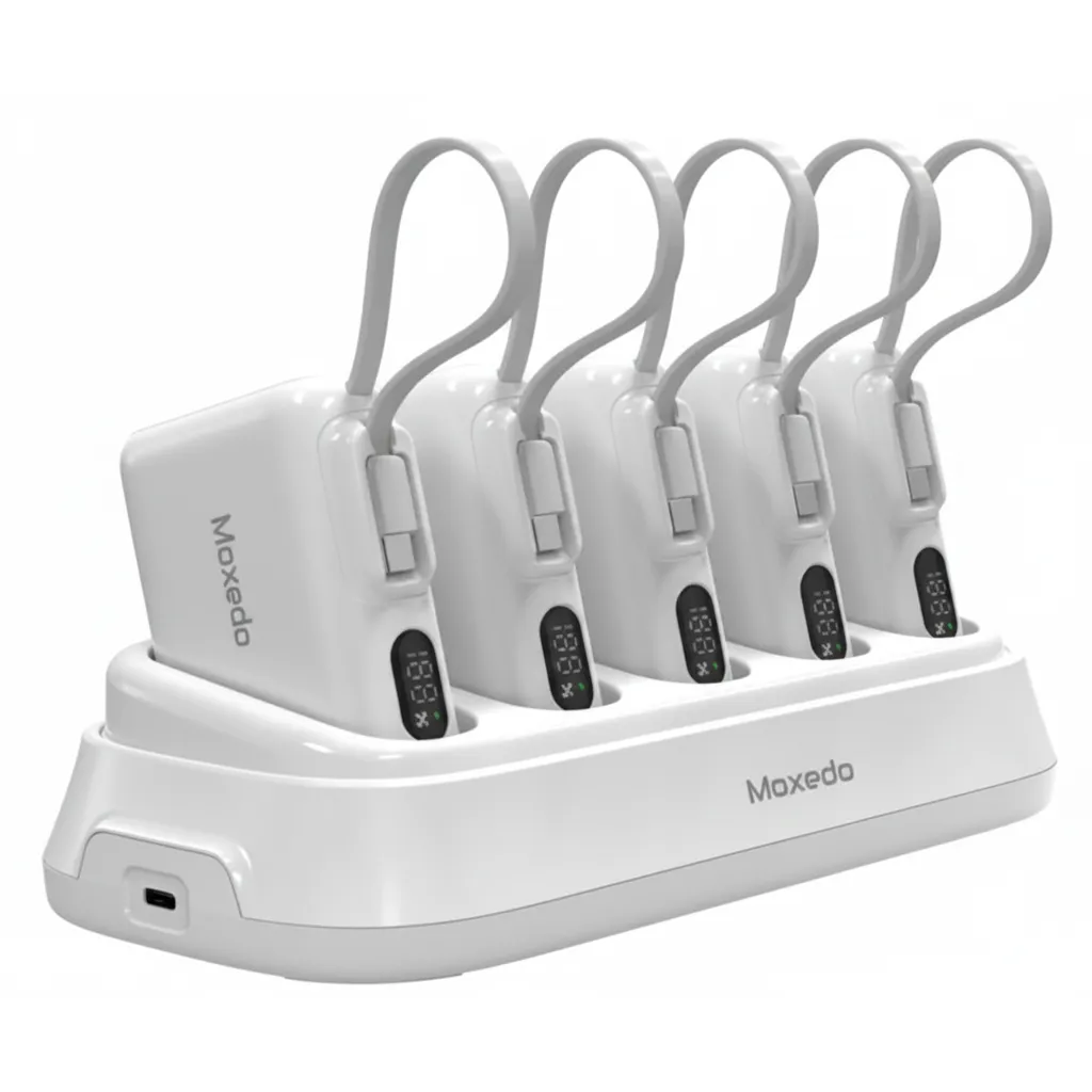 مجموعة Moxedo مع خمسة بنوك طاقة بسعة 10,000 mAh، قاعدة شحن، وكابل USB-C، باللون الأبيض، موديل MX-PBH037-DS.