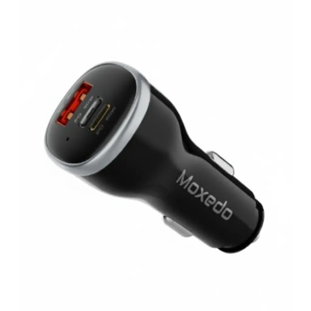 شاحن سيارة Moxedo فائق السرعة موديل MX-CC028، أسود، مع منفذي USB-C و USB-A، وكابل لايتننج مدمج.