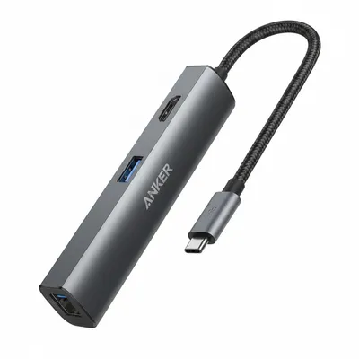 موزع Anker PowerExpand+ 5-in-1 USB-C Ethernet موديل A8338HA1 باللون الرمادي، يوفر شبكة سلكية مستقرة ومنافذ بيانات.